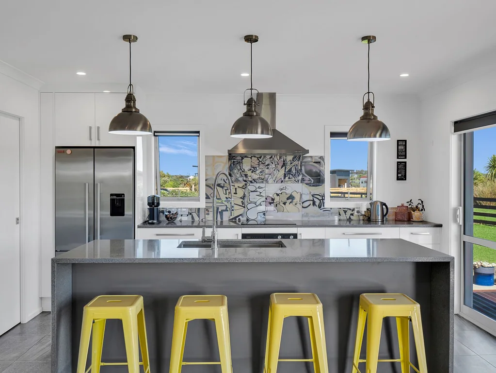 Foxton Beach 4 Bedroom A rare blend of space, privacy and coastal living