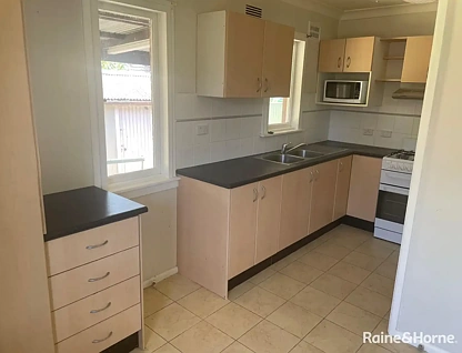 11 Torres Crescent, Whalan, NSW 2770, 3 ਕਮਰੇ, 1 ਬਾਥਰੂਮ, House