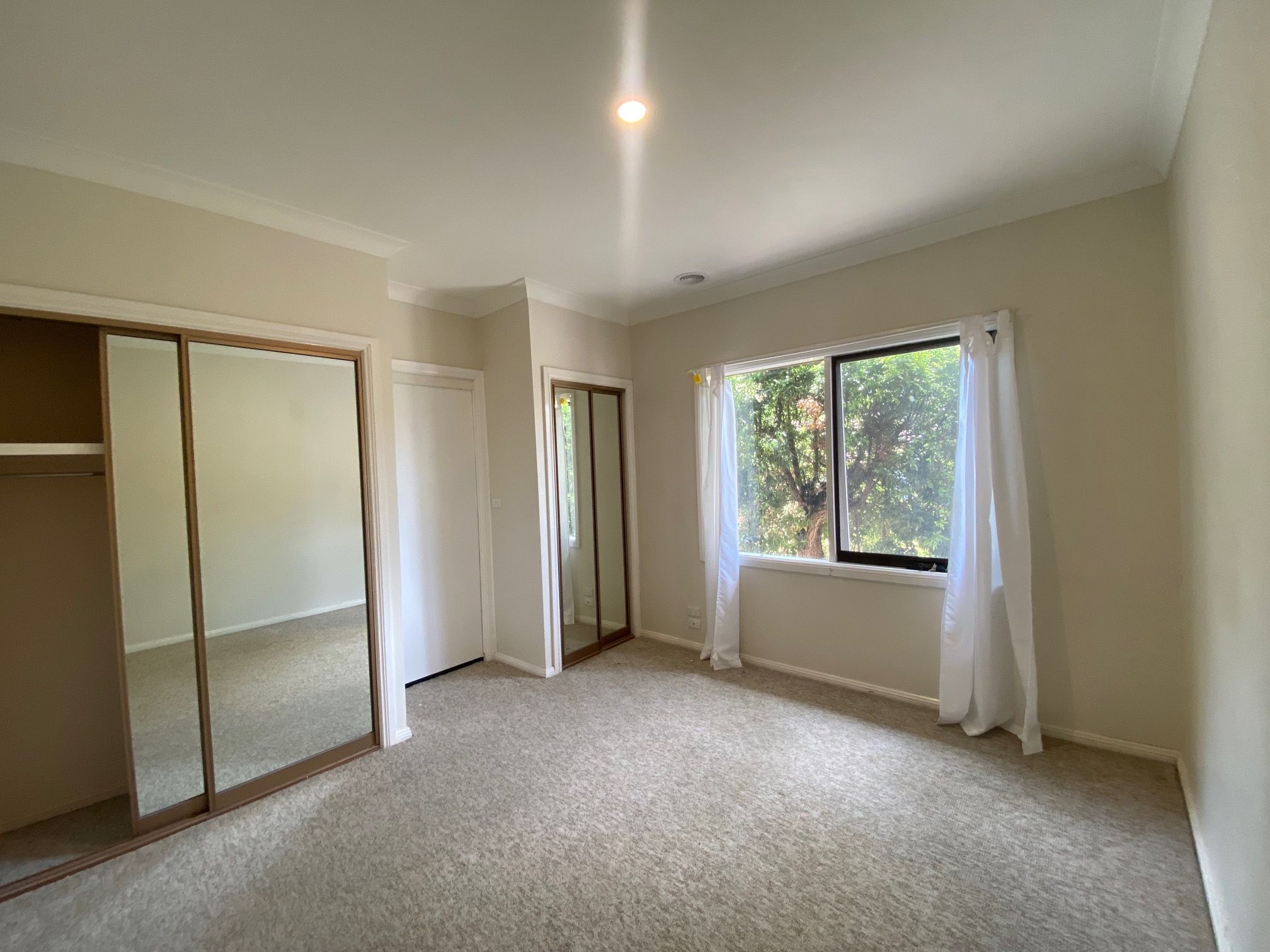 UNIT 2 67 PAGE AV, NORTH NOWRA NSW 2541, 0部屋, 0バスルーム, Unit