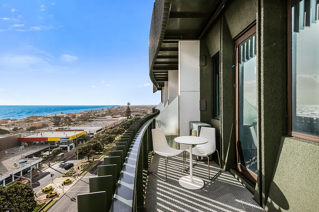 Frankston 1Kwarto Bay Side Living or Perfect Weekend Retreat!