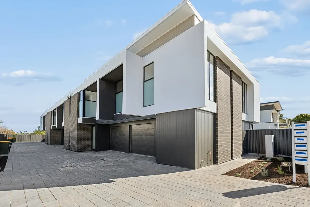 Brand New Townhouse in the Heart of Christies Beach