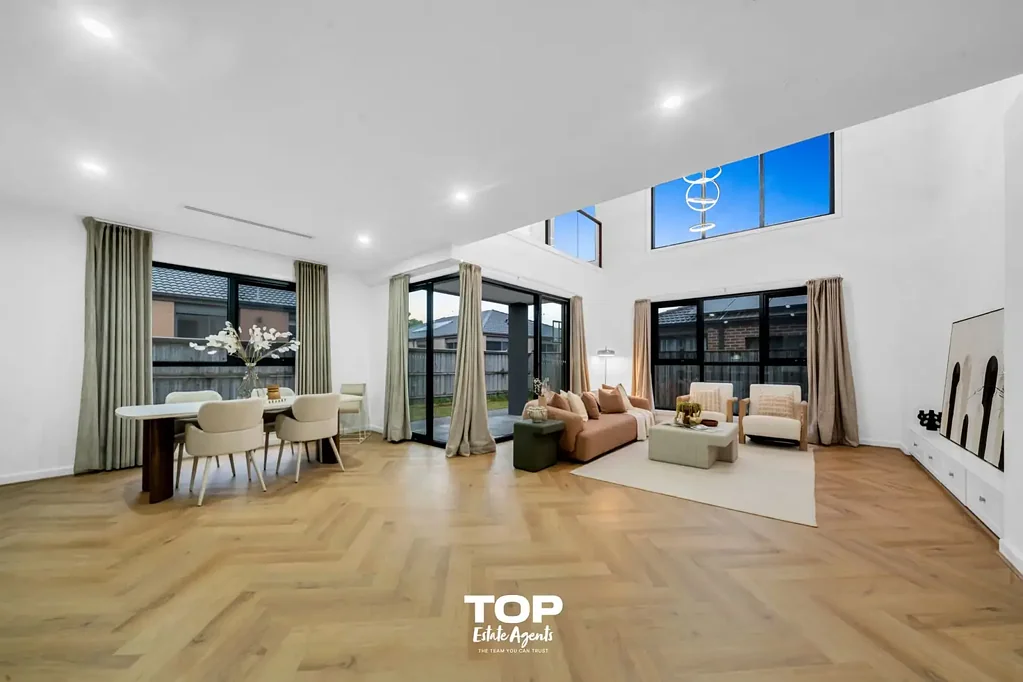 Clyde 5chambre Grand Park-Facing Luxury Residence with Architectural Elegance