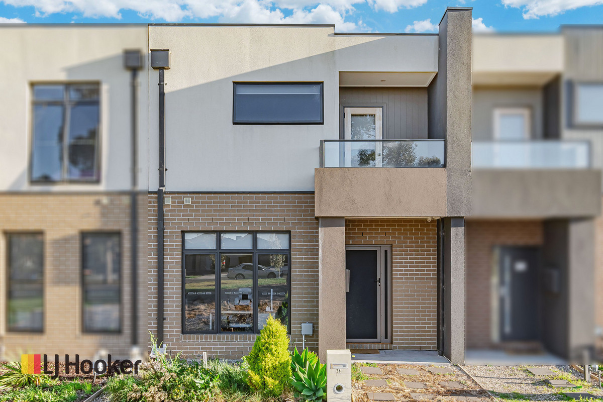 26 ATTAIN WALK, ROXBURGH PARK VIC 3064, 0 Bedrooms, 0 Bathrooms, Townhouse