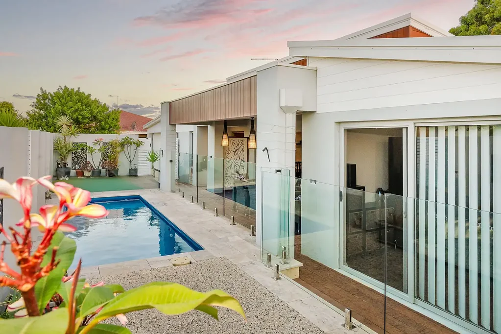 Dawesville 5房  Dual Living or Big Family Home. A Rare Melros Opportunity
