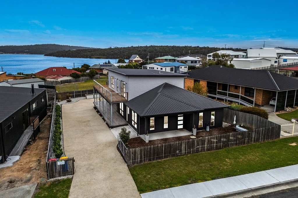 12 Cannell Place, Akaroa, TAS 7216