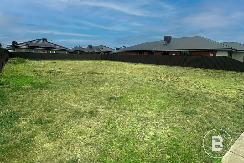 11 Marxsen Parade, Lucas, VIC 3350