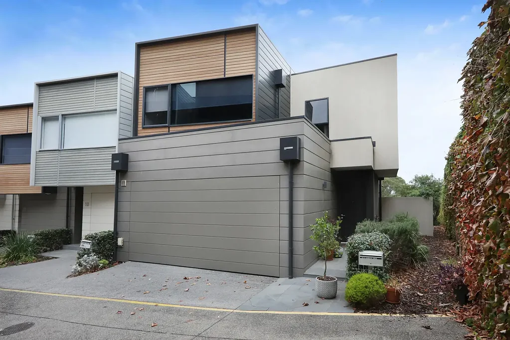 Maribyrnong 3ਬੈੱਡਰੂਮ CITY VIEWS AND CONTEMPORARY COMFORT!