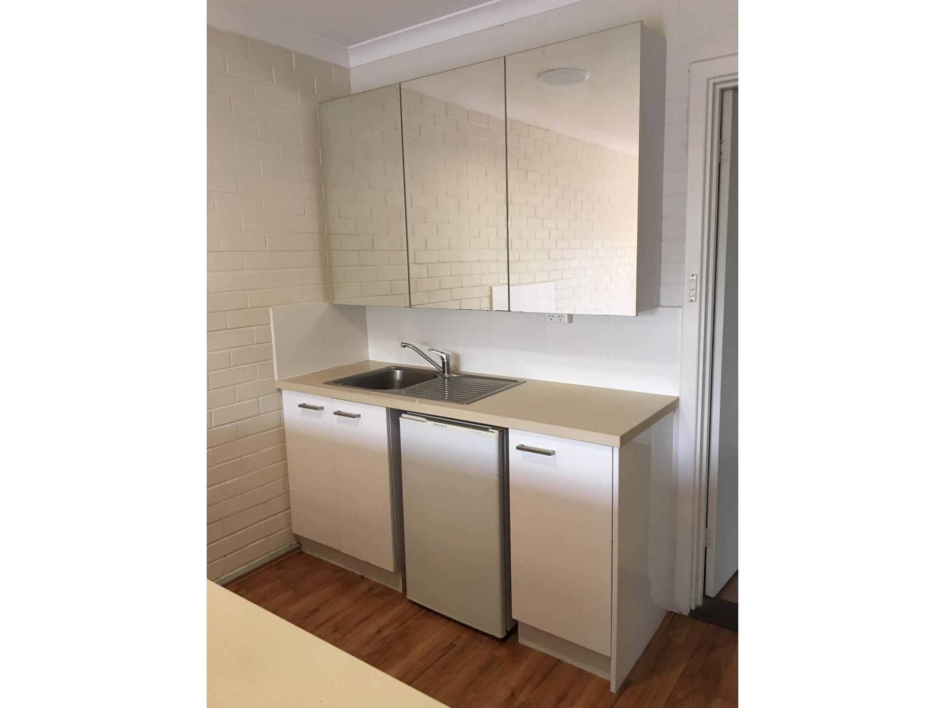 1 CRANFORD AV, BRENTWOOD WA 6153, 0 Kuwarto, 0 Banyo, Unit