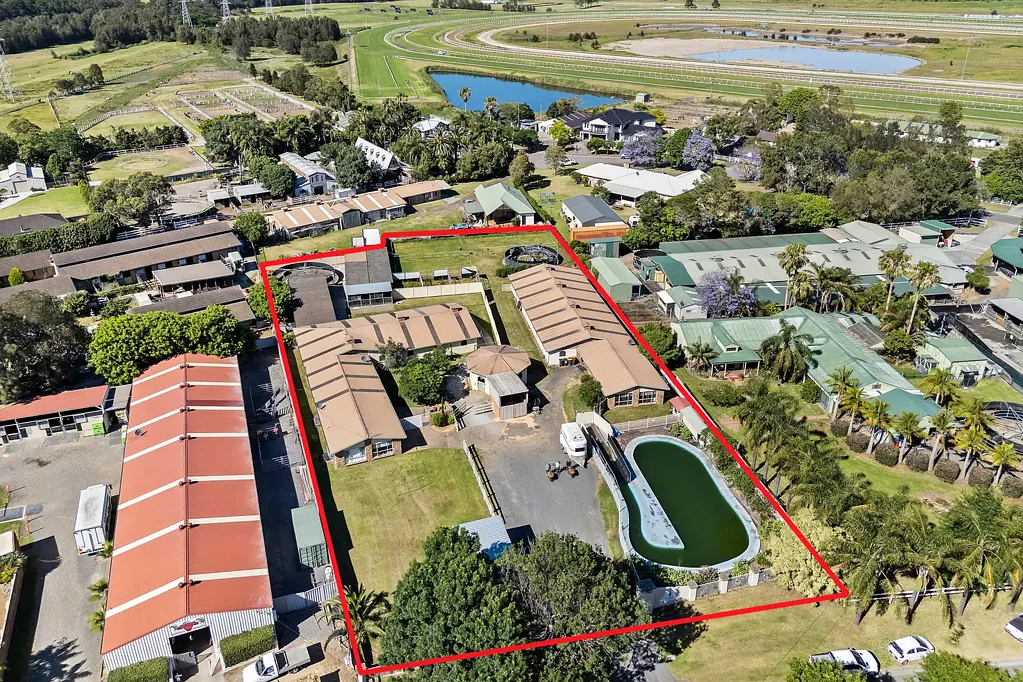 Kembla Grange 8غرفة نوم Rare Equestrian - Racing Estate