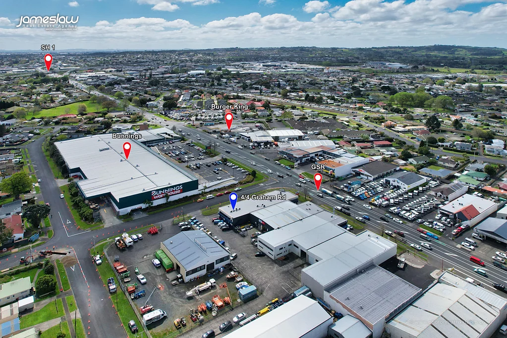 Conifer Grove Takanini's 245sqm Office: Great Investment!