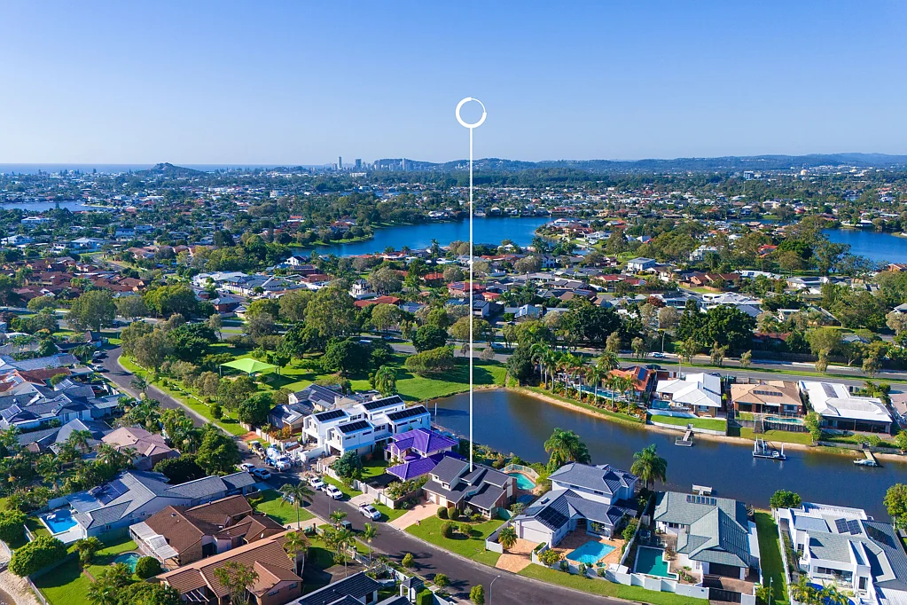 24 Drayton Terrace, Mermaid Waters, QLD 4218