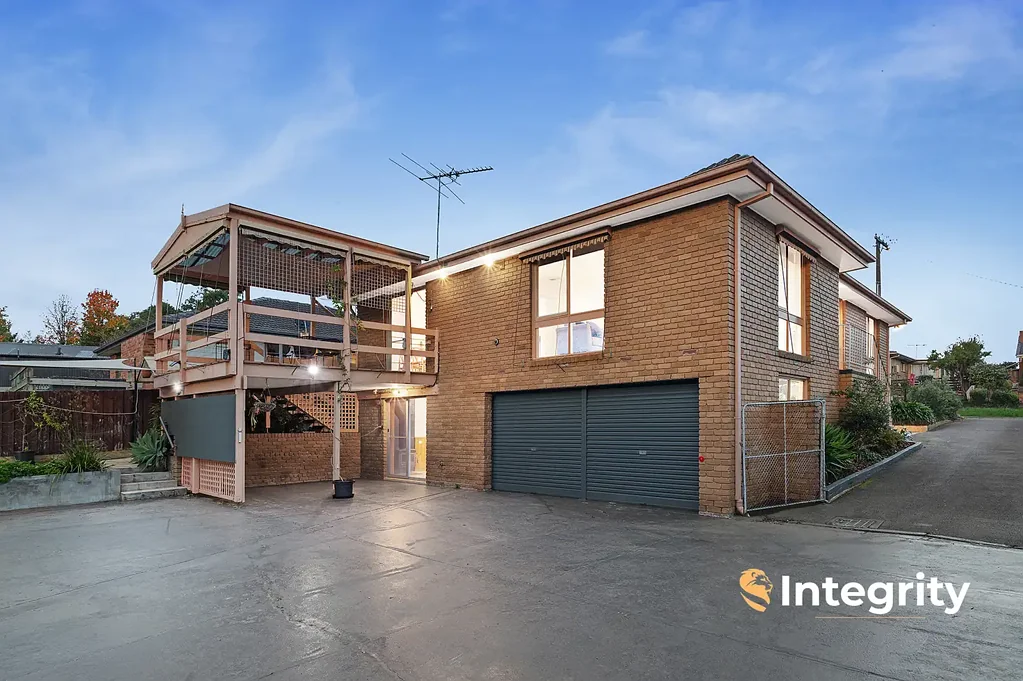 Yarra Glen 4Habitaciones Spacious family living just steps from school and town.