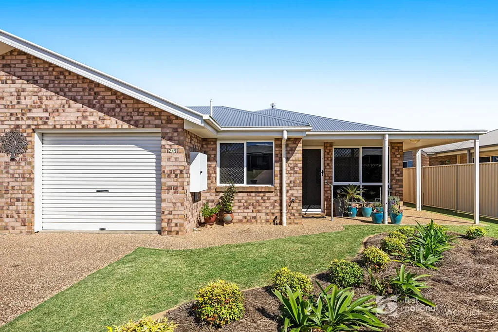 Warwick 2બેડરૂમ Generous Space, Private Yard & Endless Potential