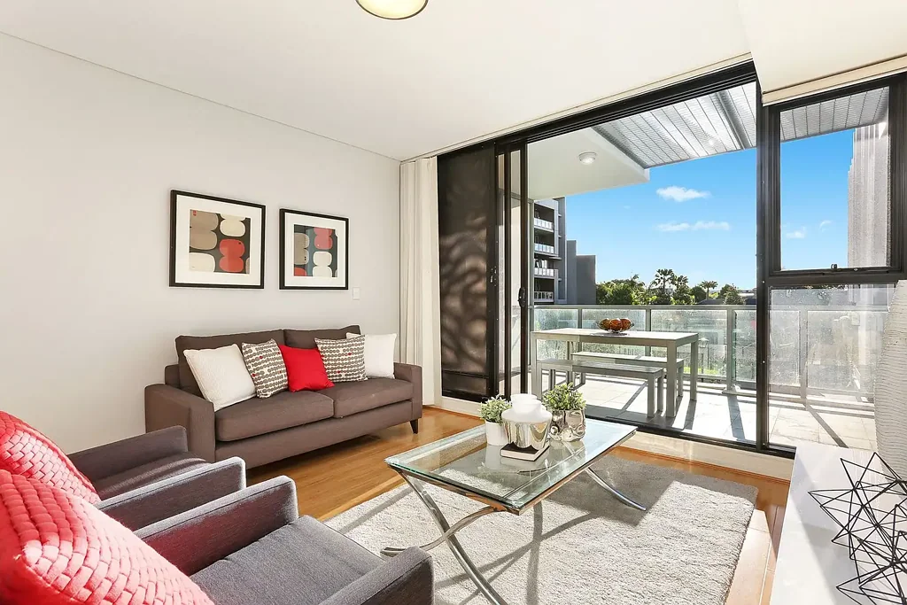 Cosmopolitan Apartment Living –2 Bedroom + Study Split Level Apartment