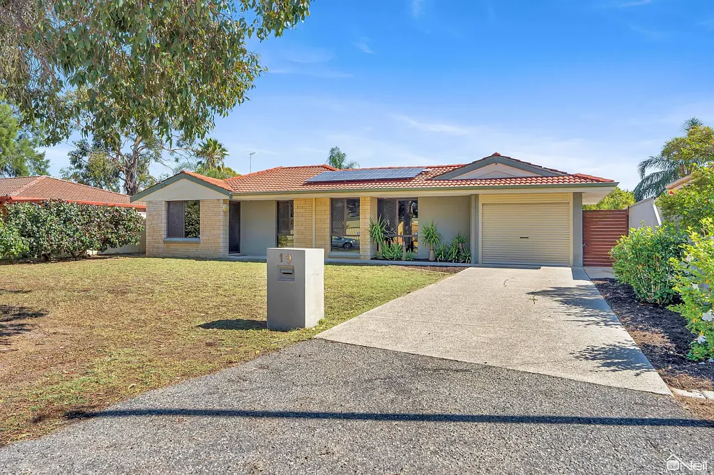 19 Fortunella Grove, Seville Grove, WA 6112
