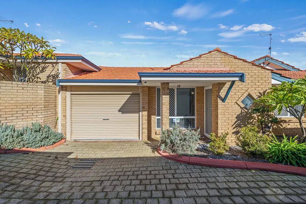 Bicton 3房  Minimal maintenance living within a centrally placed complex