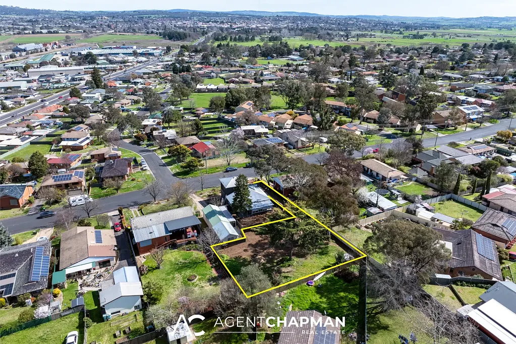 Kelso  ELEVATED DEVELOPMENT OPPORTUNITY
