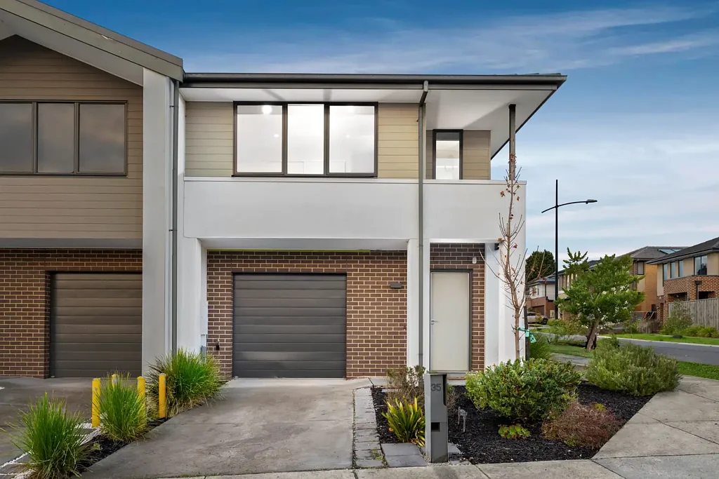 35 Panorama Drive, Wantirna South, VIC 3152