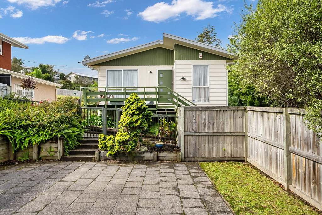 Onerahi 3房  First Home, Family Living or Investment - Onerahi
