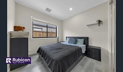 10 Shadow Street, Deanside, VIC 3336, 4 slaapkamers, 2 badkamers, House