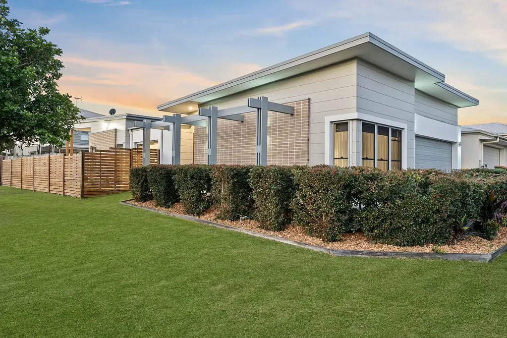 30 Mapleton Crescent, Capalaba, QLD 4157, 4 Bedrooms, 2 Bathrooms, House