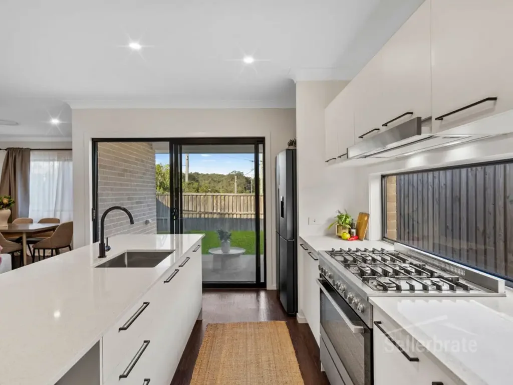 Bahrs Scrub 3Kwarto Practical Design, and an Attainable Entry into Brookhaven