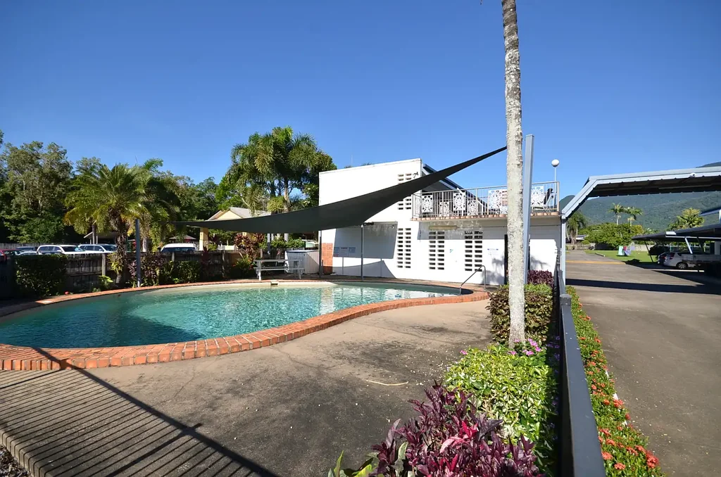 13/35-37 LOUIE PICCONE Way, Edmonton, QLD 4869