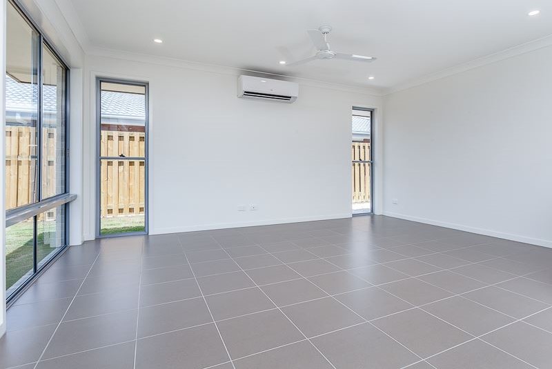 55 FELTHAM CCT, BURPENGARY EAST QLD 4505, 0 habitaciones, 0 baños, House