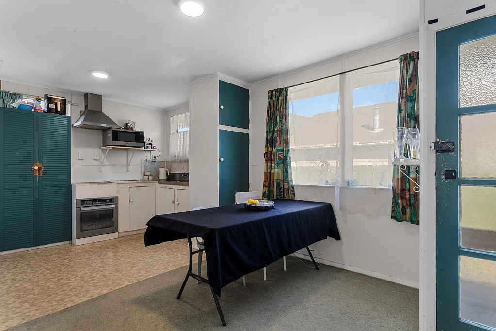 Kawerau 3chambre Solid Starter with Space, Comfort and Potential