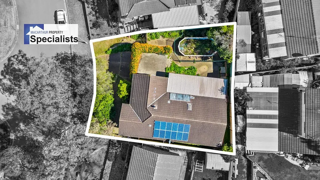 Minto 4房 朝北阳光后院 563m²宽地 18米前宽 邻近学校商场 交通便利 独特翻新机会 BRING THIS HOME BACK TO LIFE!