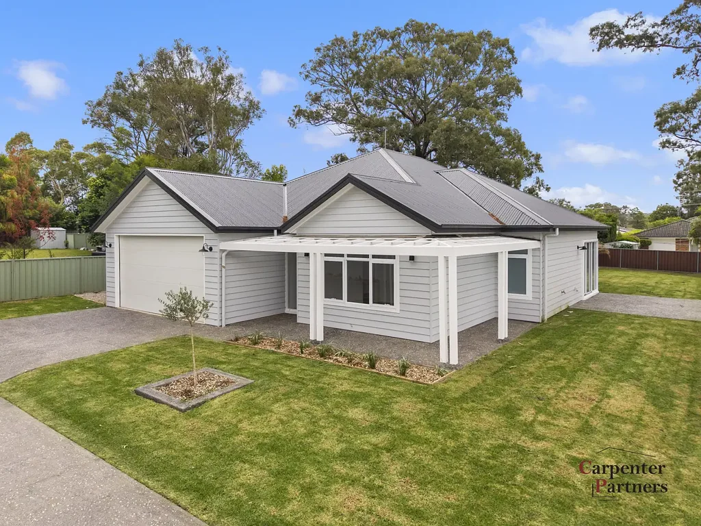 10B Albert Avenue, Thirlmere, NSW 2572