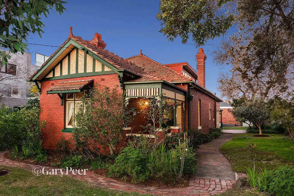 Caulfield South 5房  Timeless Edwardian excellence & contemporary family lifestyle