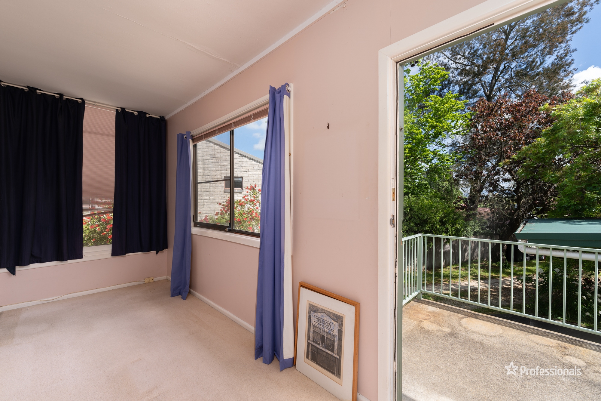 15 REGINALD AV, ARMIDALE NSW 2350, 0部屋, 0バスルーム, House