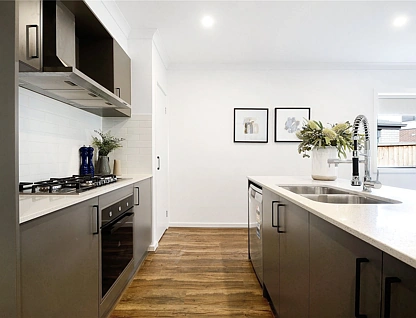 20 Waterbird Circuit, Weir Views, North West Melbourne, 4 Bedrooms, 2 Bathrooms, House