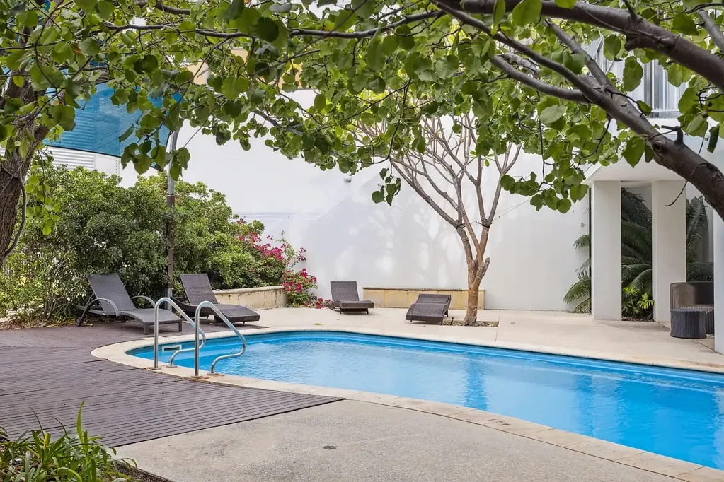 The Urban Oasis - Furnished Apartment with a Pool!