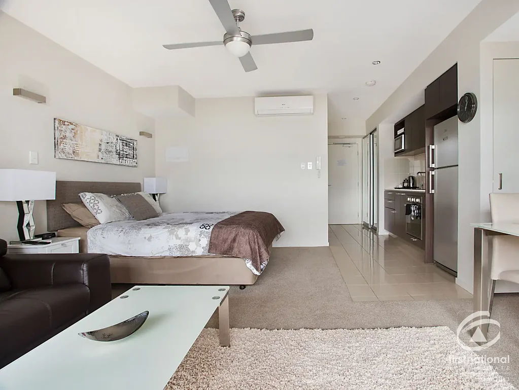 Pegs Creek  Stylish Pool Deck Studio - Pelago East