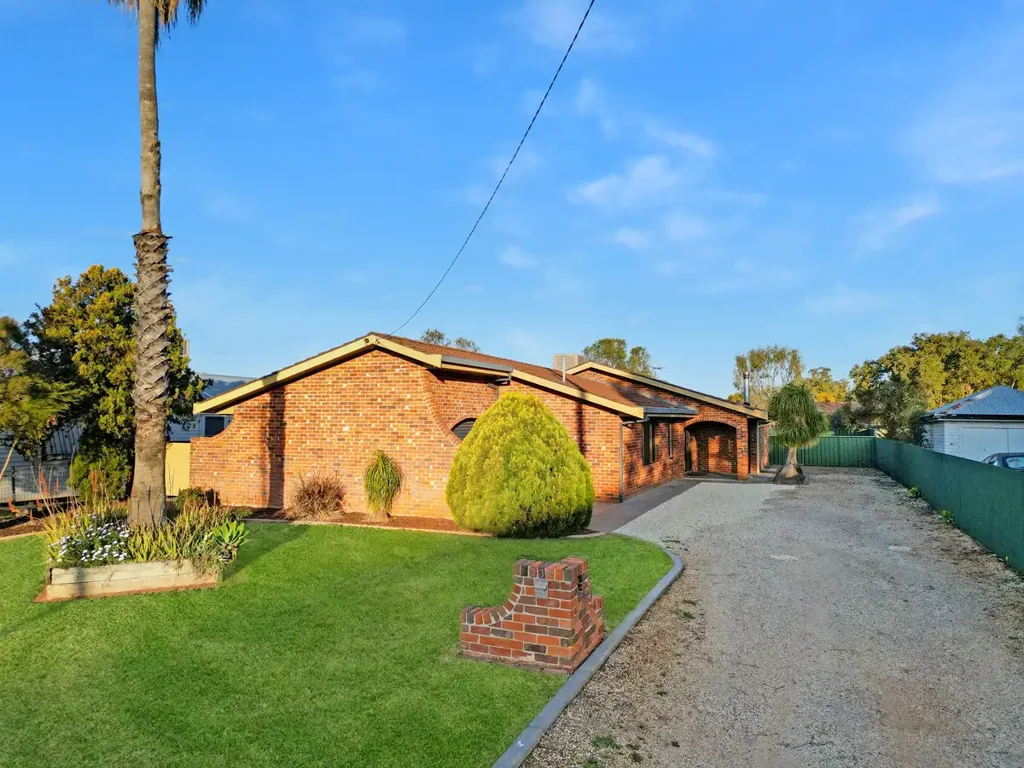 Gunnedah 5ਬੈੱਡਰੂਮ Spacious Family Living with Room to Grow