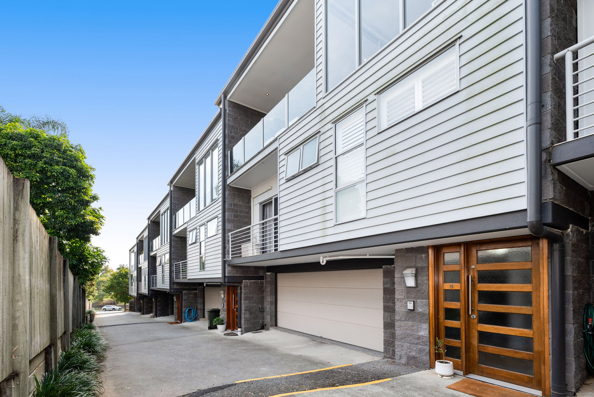 UNIT 5 19 LYTTON RD, BULIMBA QLD 4171, 0房, 0浴, Townhouse