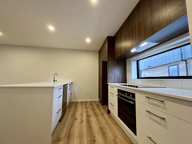 2 bedroom townhouse in Edgeware