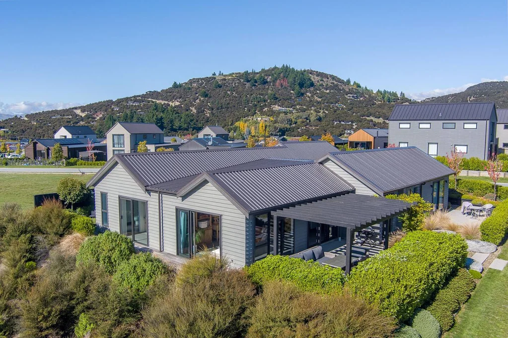 Wanaka 4침실 Modern Family Living with Homestay Opportunity
