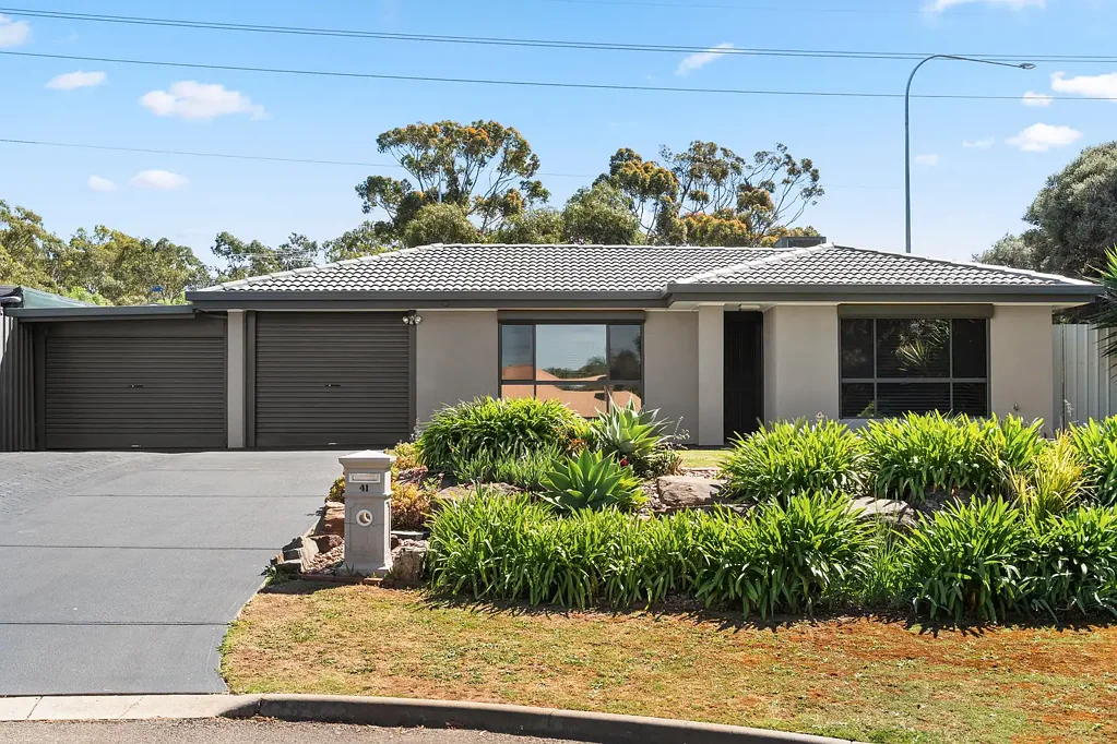 Woodcroft 3Kwarto A Welcoming Home in a Peaceful Cul-de-Sac
