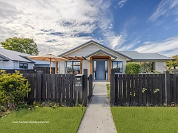 208 Warren Street, Wanaka