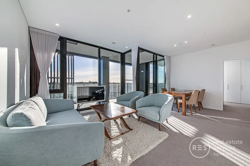 Top Floor Oversized 2 Bedroom Apartment with Study & Parking in Marrick & Co