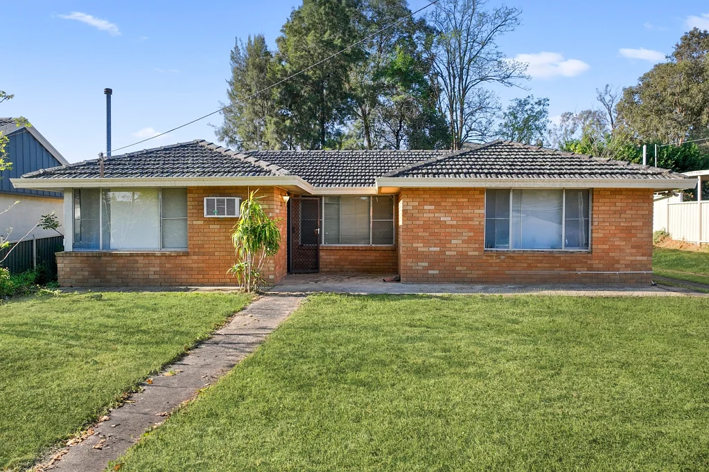 35 Hill Street, Picton, NSW 2571