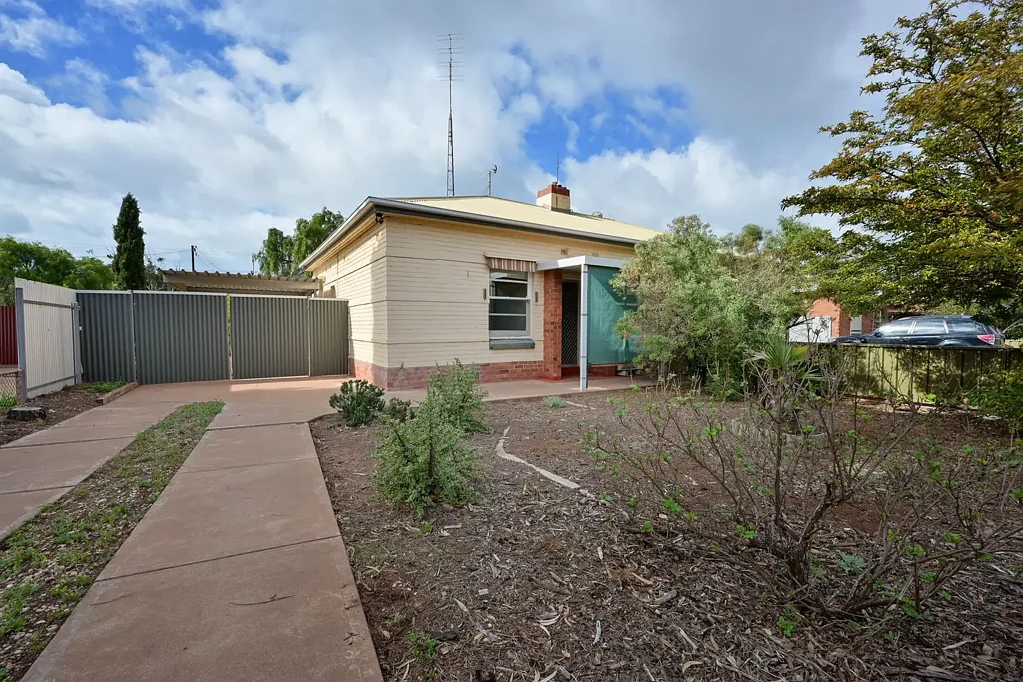 18 Rudall Avenue, Whyalla Playford, SA 5600