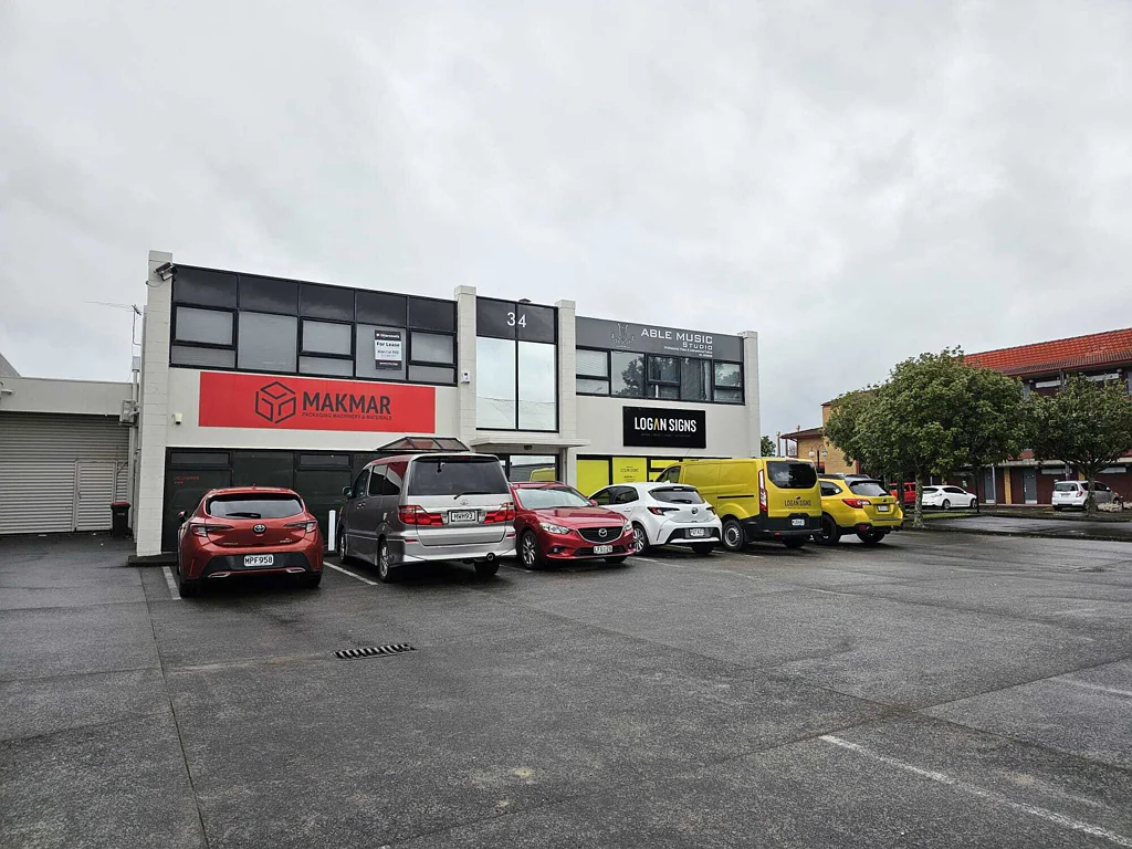 Henderson Prime First Level Office on Te Pai Place