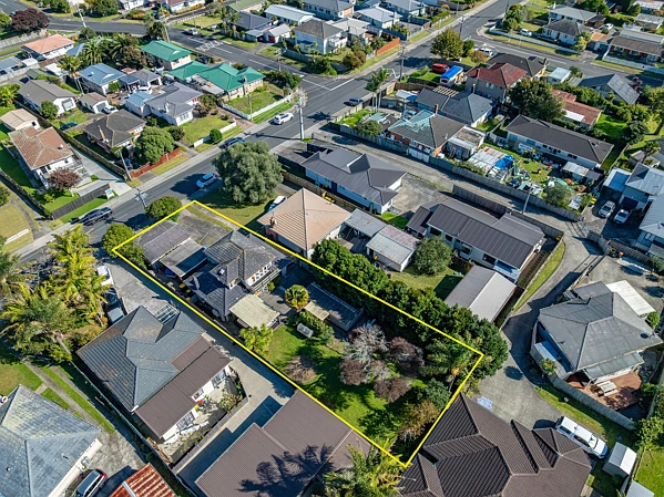 37 Strid Road, Te Atatu South, Waitakere City