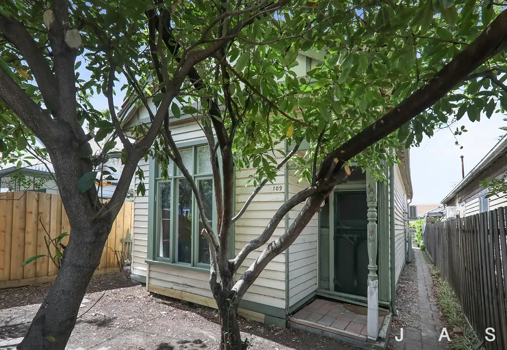 Well-Appointed Home in the Heart of Seddon