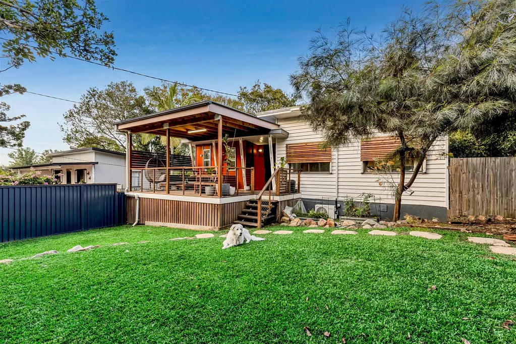 Charming 3-Bedroom Family Home with Spacious Outdoor Living