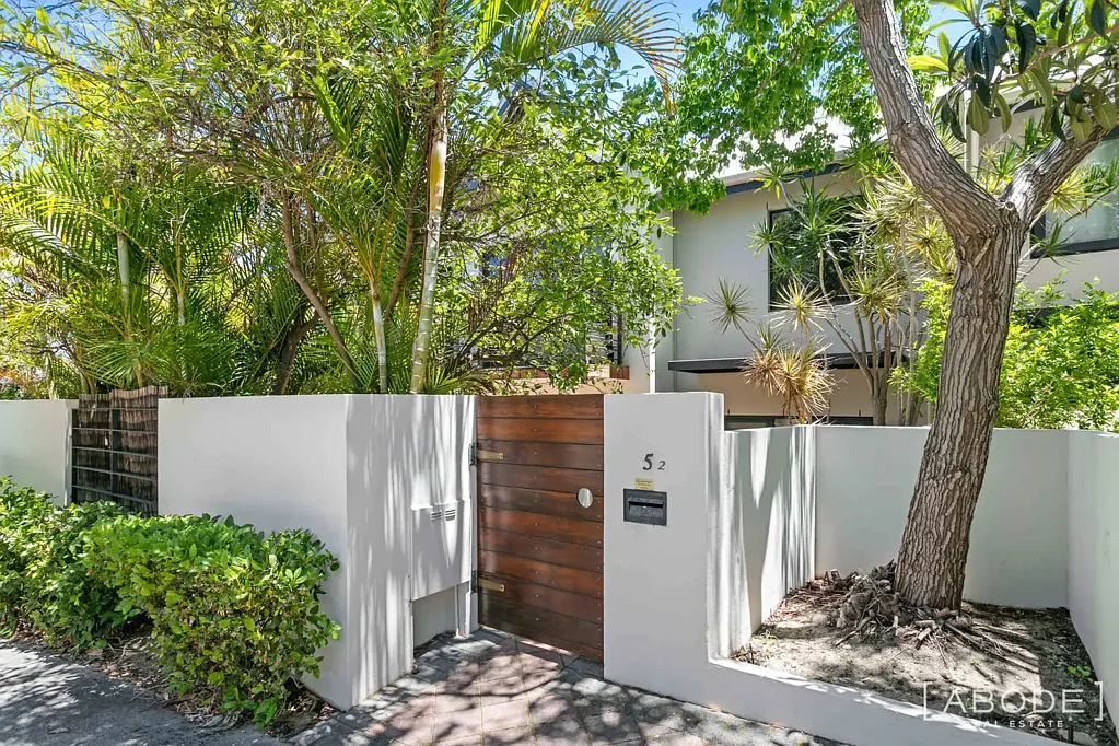 5/2 Quintilian Road, Mount Claremont, WA 6010